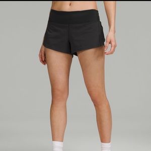 Lululemon Speed up 2.5 low rise shorts